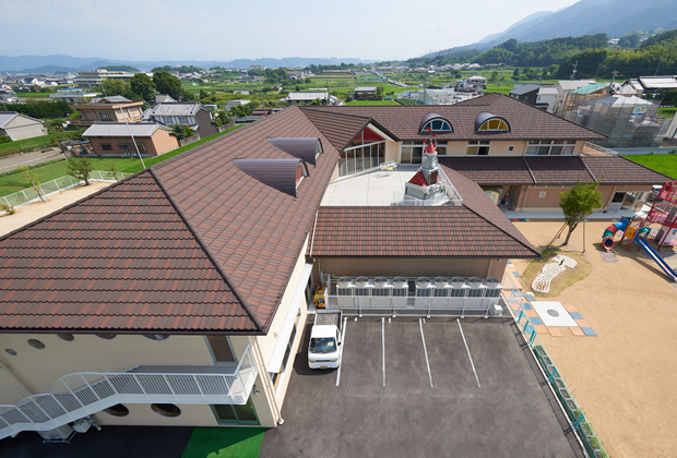 �yDECRA Milano[�f�N���~���m]�zAHI ROOFING �{�H�ʐ^
