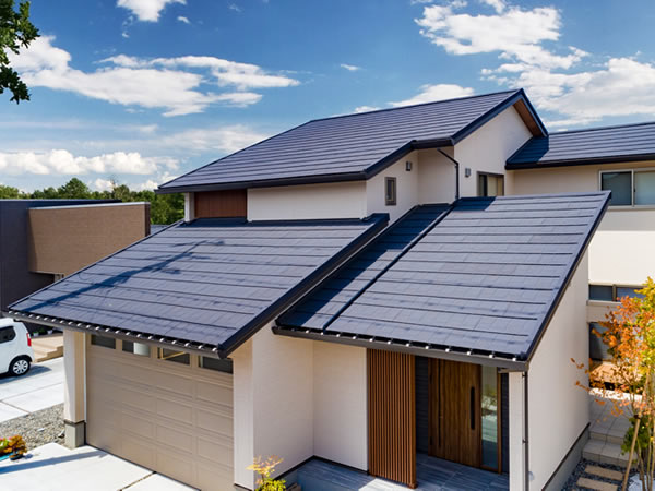 �yi-Shingle�i�A�C�V���O���j�z������Ѓ��[�t�^�C���O���[�v ���g���^�C���u�����h(Metrotile)�{�H�ʐ^